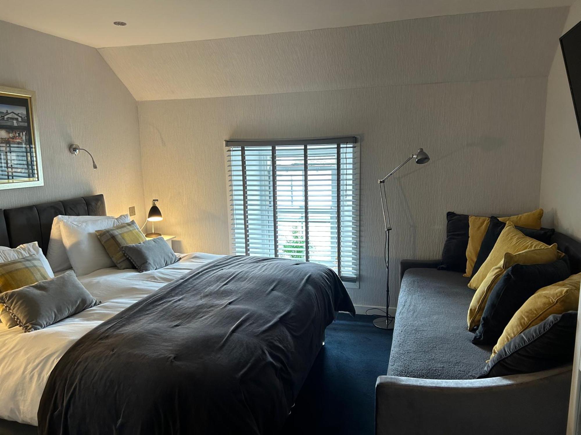 Lochindaal Hotel Port Charlotte Extérieur photo
