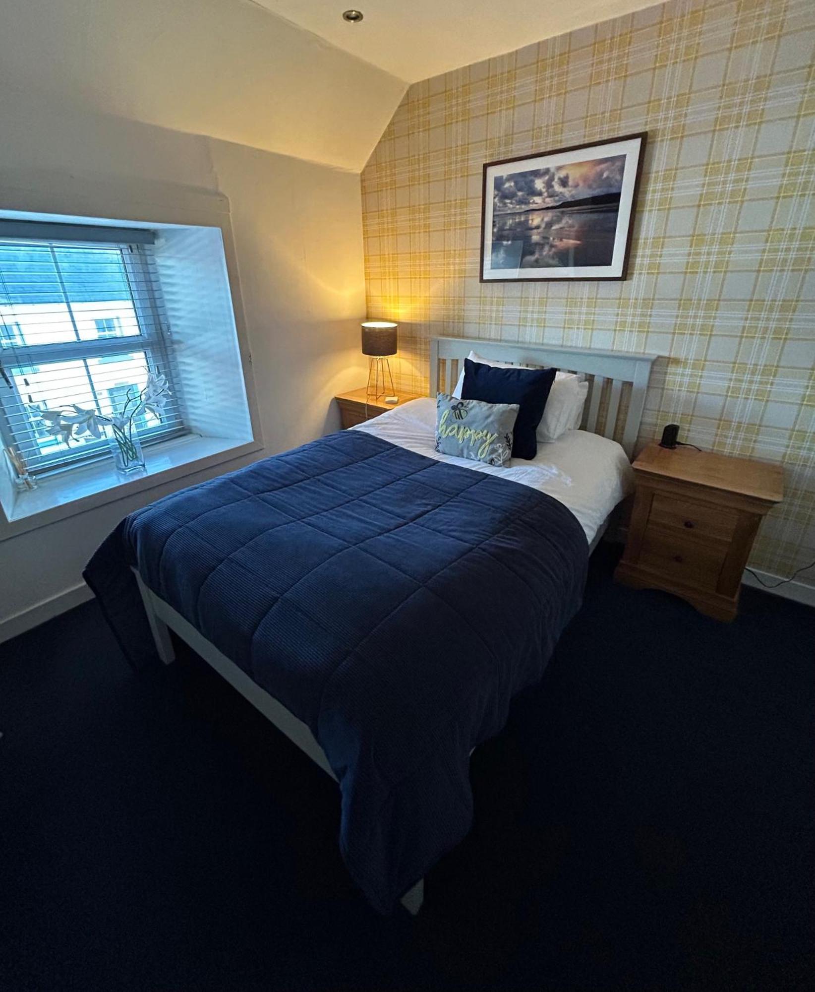 Lochindaal Hotel Port Charlotte Extérieur photo